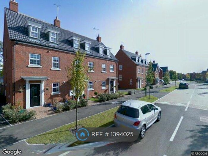 3 Bedroom Terraced House To Rent In Langstone Ley, Welwyn Garden City, AL7