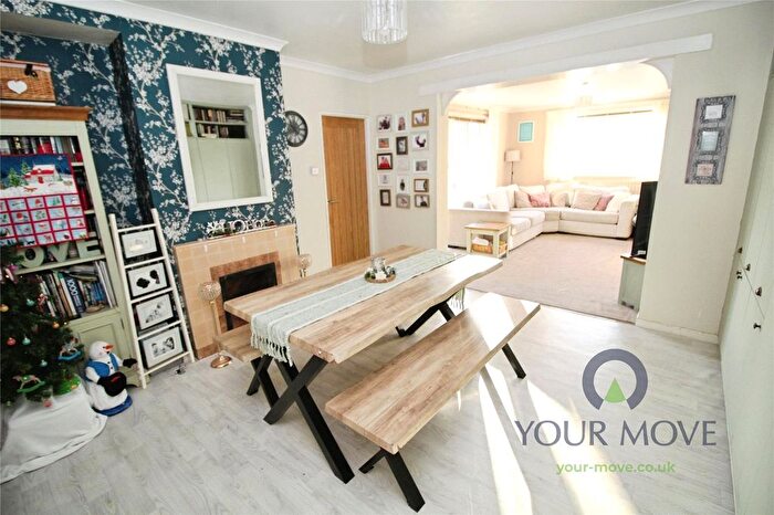 3 Bedroom Semi-Detached House For Sale In Lanchester Close, Clapham, Bedford, Bedfordshire, MK41