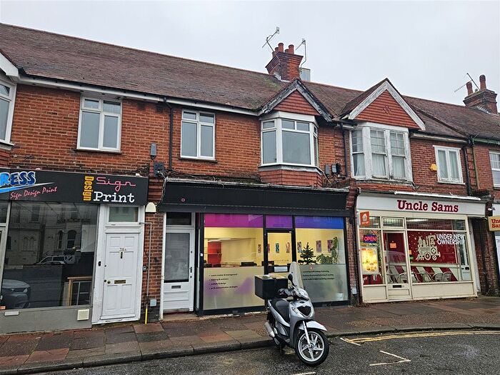 1 Bedroom Flat To Rent In Broadwater Road, Worthing, BN14