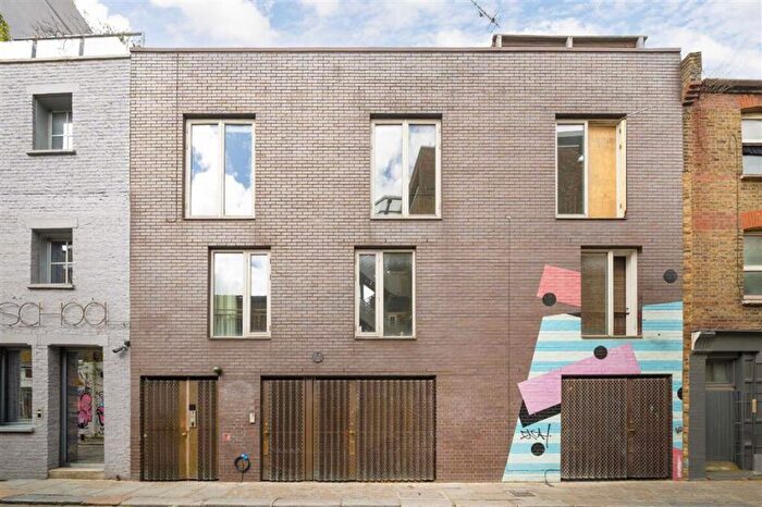 3 Bedroom House For Sale In Chance Street, Shoreditch, E2