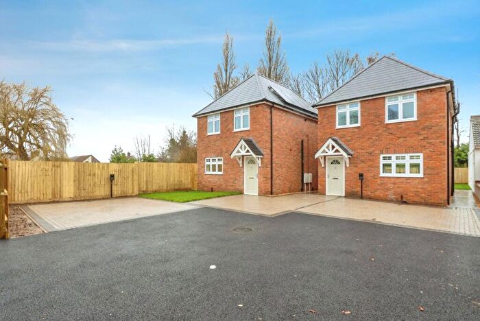 3 Bedroom Detached House For Sale In Parkstone Heights, Poole, Dorset, BH14