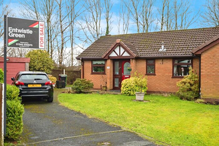 2 Bedroom Bungalow For Sale In Charlock Avenue, Westhoughton, Bolton, Greater Manchester, BL5