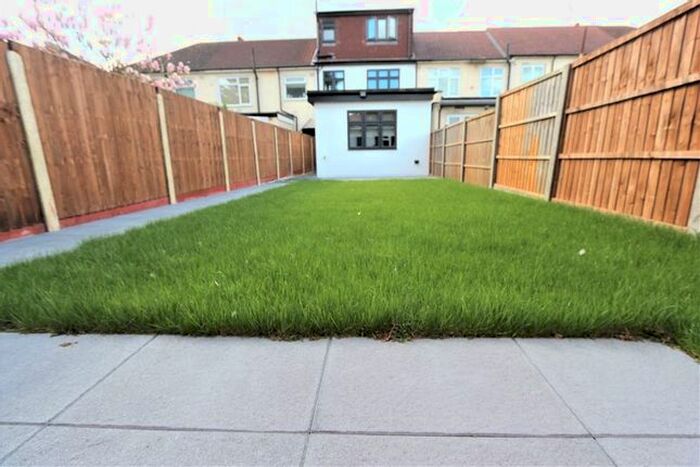 Property To Rent In Boleyn Avenue, Enfield, EN1