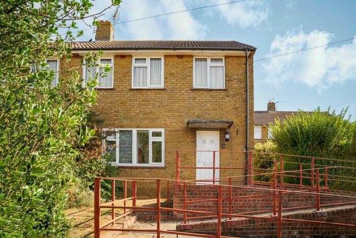 4 Bedroom House To Rent In Warwick Road, Canterbury, CT1