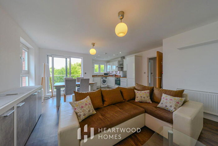 2 Bedroom Flat For Sale In Roma House, Charrington Place, St. Albans, AL1