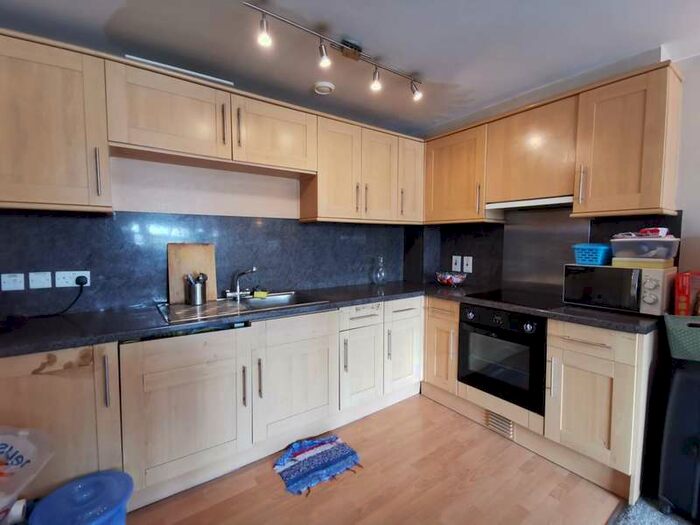 1 Bedroom Flat To Rent In 580-588 London Road, SL3