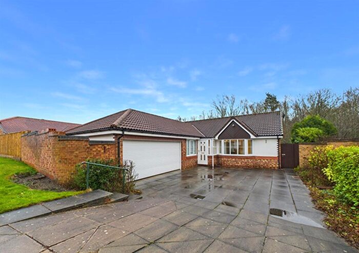3 Bedroom Detached Bungalow For Sale In North Ridge, Whitley Bay, NE25