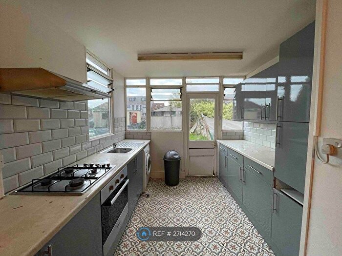 4 Bedroom Semi-Detached House To Rent In Windermere Road, Patchway, Bristol, BS34