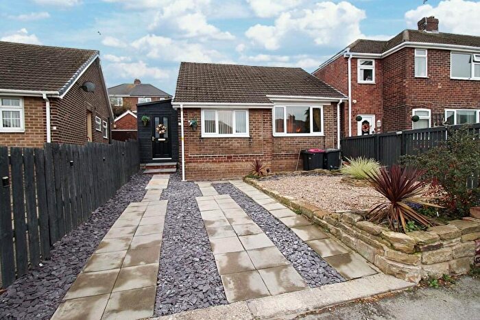 2 Bedroom Detached Bungalow For Sale In Park View Road, Rotherham, S61