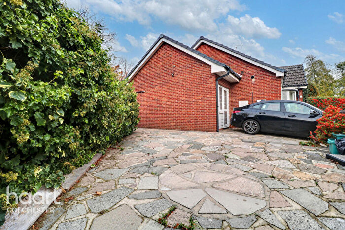 3 Bedroom Bungalow To Rent In St Andrews Gardens, Colchester, CO4