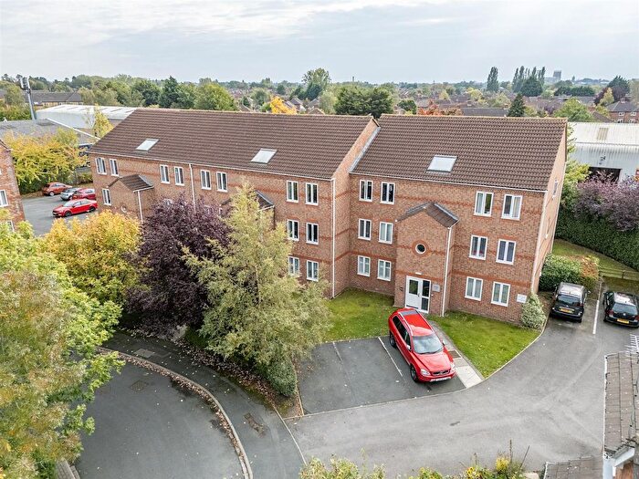 2 Bedroom Flat For Sale In Darwin Close, Huntington, York, YO31