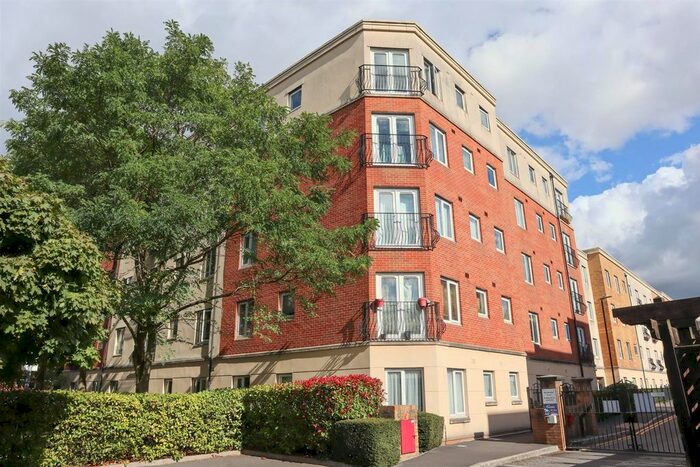 2 Bedroom Flat To Rent In William Street, Bedminster, Bristol, BS3