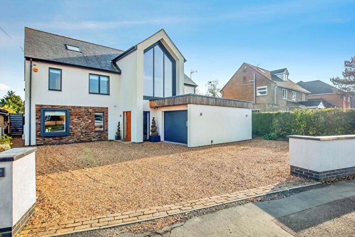 5 Bedroom House To Rent In Exeter Gardens, Stamford, PE9