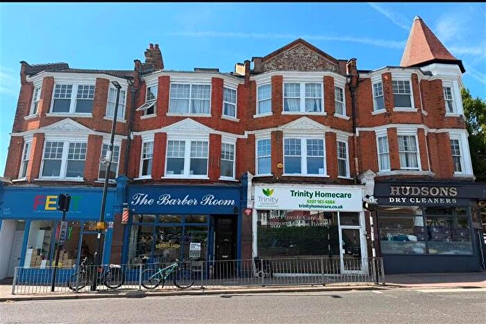 3 Bedroom Apartment To Rent In The Green, Station Road, Winchmore Hill, Station Road, N21