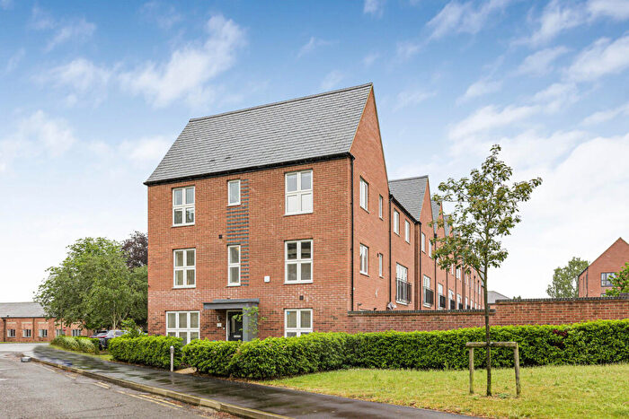 4 Bedroom Semi Detached House For Sale In McGuire Road, Upper Heyford, OX25