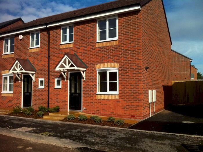 3 Bedroom Semi-Detached House To Rent In Sargasso Lane, Nuneaton CV10