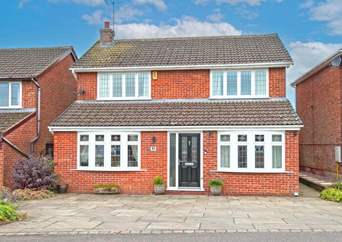 3 Bedroom Detached House For Sale In Elvaston Road, North Wingfield, S42
