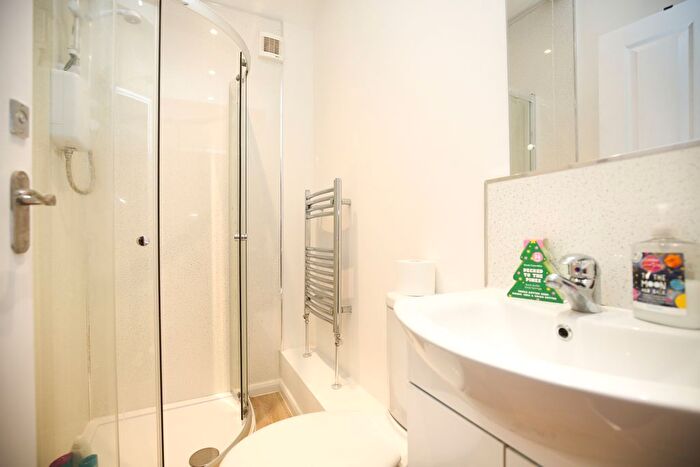 3 Bedroom Terraced House For Sale In Station Street, Atherstone, CV9