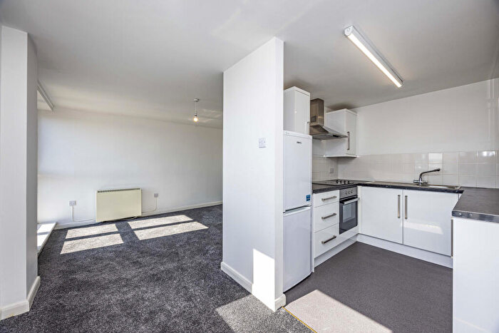 1 Bedroom Apartment To Rent In Trivett Square, Nottingham, Nottinghamshire, NG1