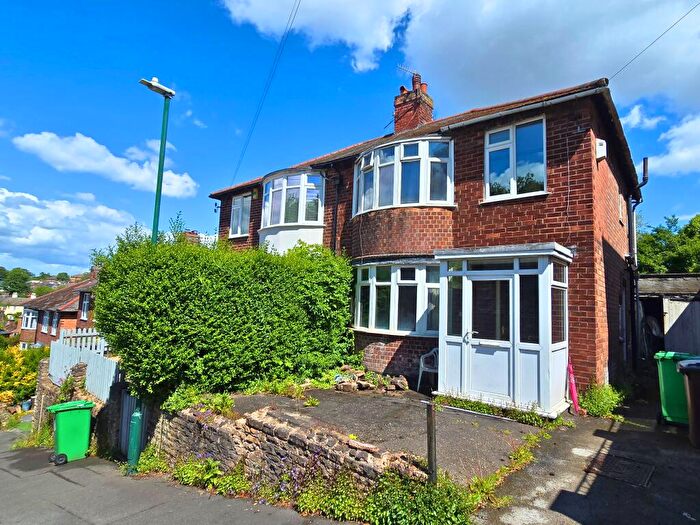 3 Bedroom Semi-Detached House For Sale In Fairbank Crescent, Nottingham, Nottinghamshire, NG5