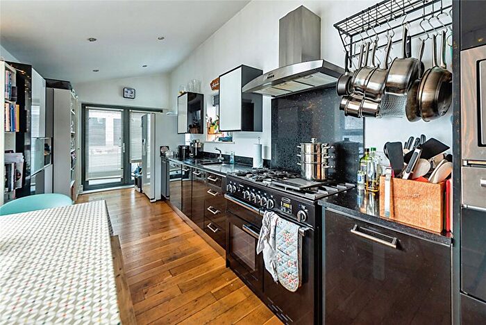 3 Bedroom Link Detached House For Sale In Marmion Road, Southsea, Hampshire, PO5