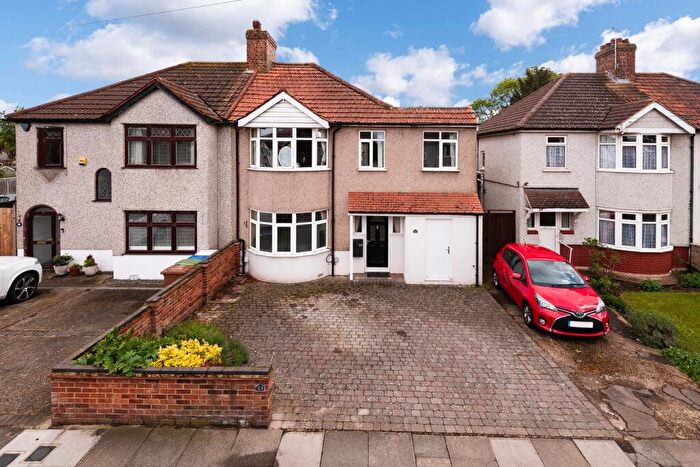 4 Bedroom Semi Detached House For Sale In Normanhurst Avenue, Bexleyheath, DA7