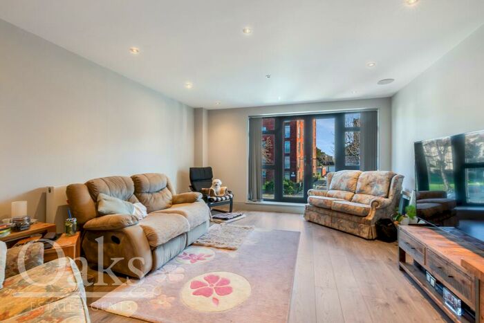 2 Bedroom Apartment To Rent In Tavistock Road, Croydon, CR0