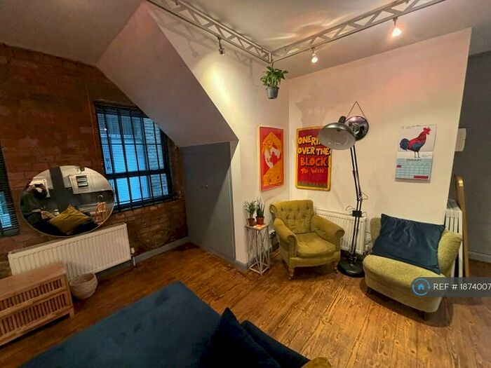 2 Bedroom Flat To Rent In Goulton Road, London, E5