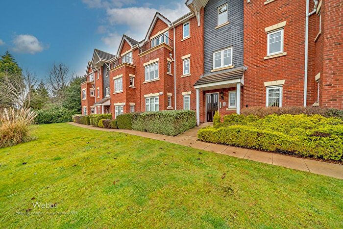 2 Bedroom Flat For Sale In Winchester Mews, Aldridge, Walsall, WS9