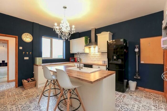 3 Bedroom Terraced House To Rent In Cross Street, North Wingfield, Chesterfield, S42