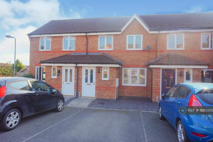 2 Bedroom Terraced House To Rent In Mercer Drive, Lincoln, LN1