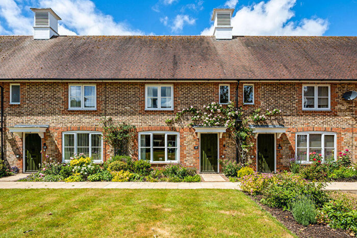 2 Bedroom Cottage For Sale In Framers Court, Ellis Way, High Wycombe, HP14