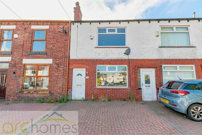 2 Bedroom Property To Rent In Leigh Road, Westhoughton, Bolton, BL5