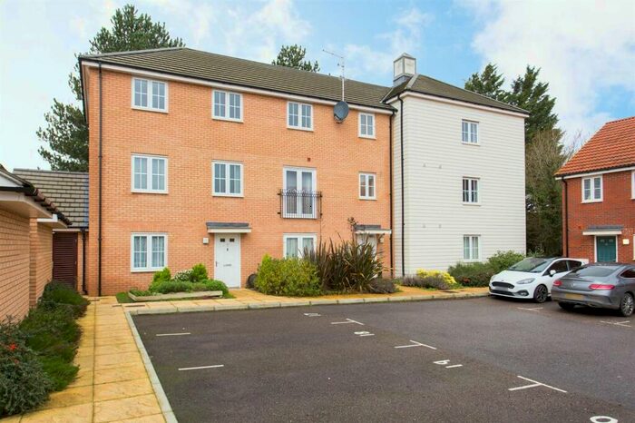 2 Bedroom Apartment To Rent In Realmwood Close, Canterbury, CT1