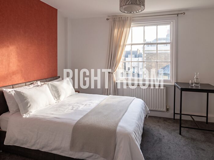 1 Bedroom Flat To Rent In Bed Flat, Oxford Street, Southampton, SO14
