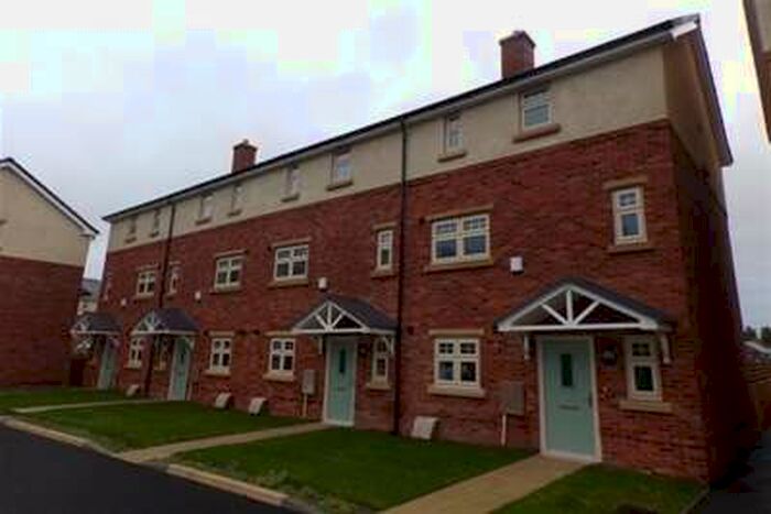 3 Bedroom Town House To Rent In Whitehall Drive, Broughton, Preston, PR3