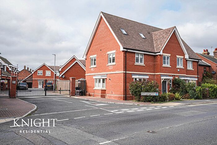 4 Bedroom Semi-detached House For Sale In Blackheath, Colchester, CO2