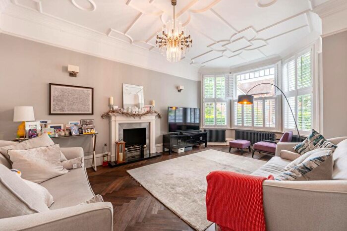 5 Bedroom Detached House To Rent In Teignmouth Road, Mapesbury Estate, London, NW2