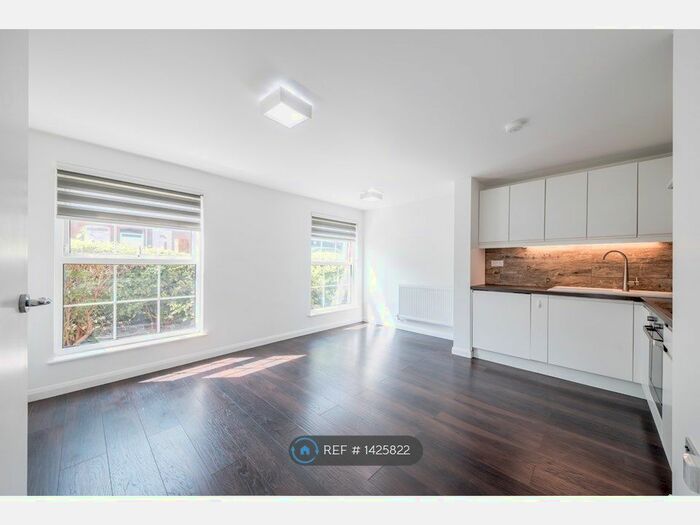 1 Bedroom Flat To Rent In Princess Street, Luton, LU1