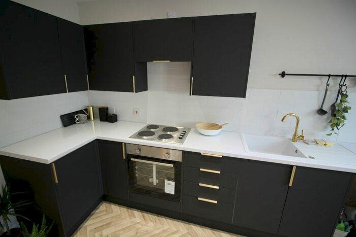 2 Bedroom Property To Rent In Hanover Street, Sowerby Bridge, HX6