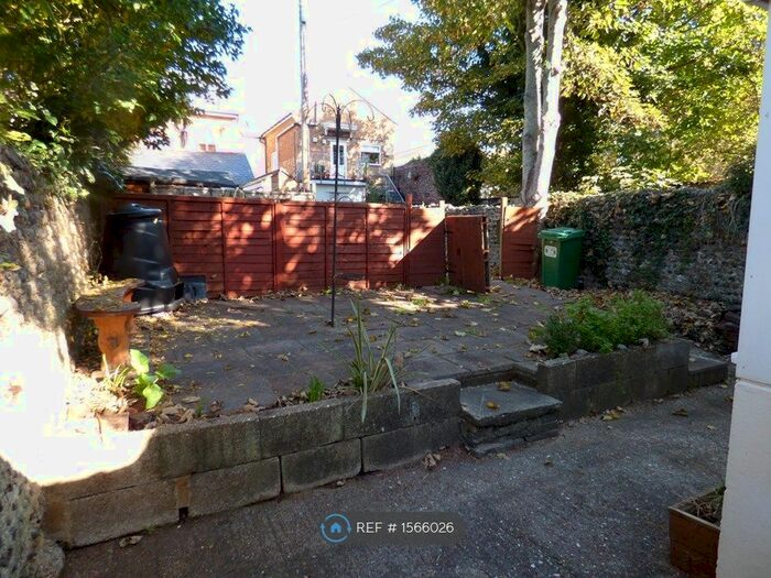 One Bedroom Flat To Rent Littlehampton at Walter Sutton blog