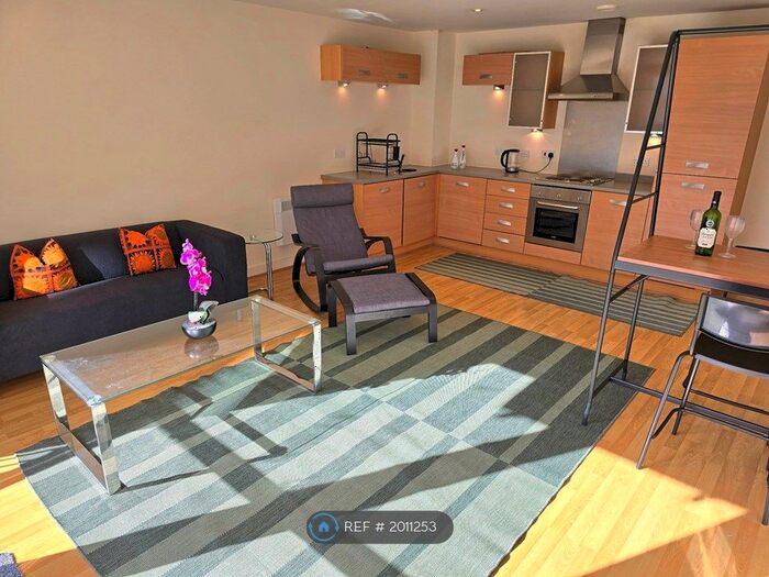 2 Bedroom Flat To Rent In Hall Street, Birmingham, B18