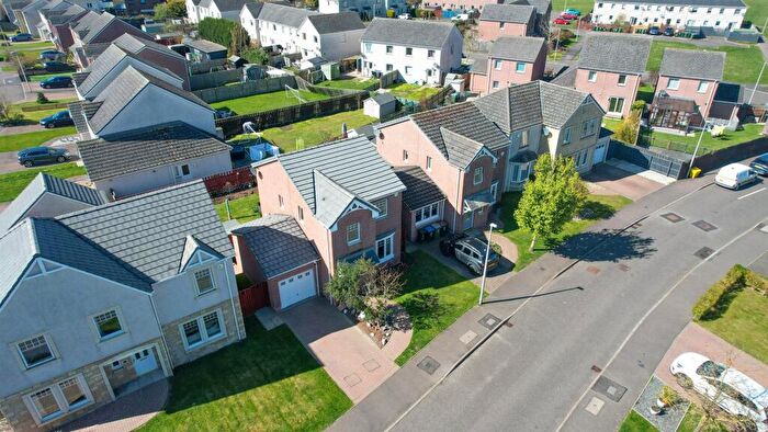 3 Bedroom Detached House For Sale In Orchard Way, Inchture, PH14