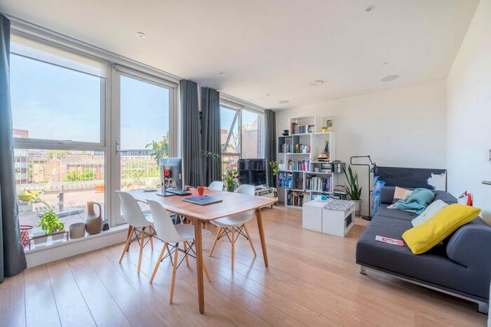 1 Bedroom Flat To Rent In Brixton Road, Brixton, London, SW9