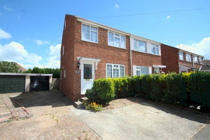 3 Bedroom Semi-Detached House To Rent In Springvale, Iwade, Sittingbourne, ME9
