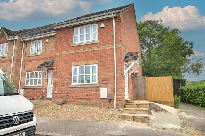 2 Bedroom End Of Terrace House For Sale In Peas Hill Road, March, PE15