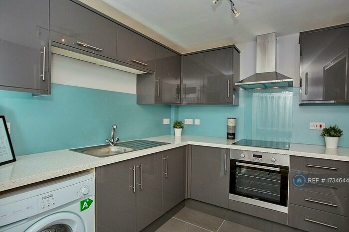 3 Bedroom Flat To Rent In John Tofts House, Coventry, CV1