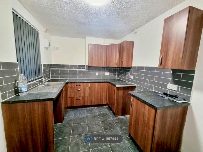 2 Bedroom Terraced House To Rent In Cowper Street, Bootle, L20