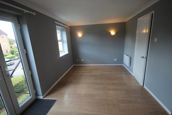 1 Bedroom Flat To Rent In Maplin Park, Slough, SL3