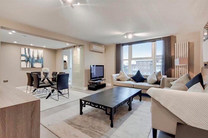 3 Bedroom Apartment To Rent In St. Johns Wood Park, London, NW8